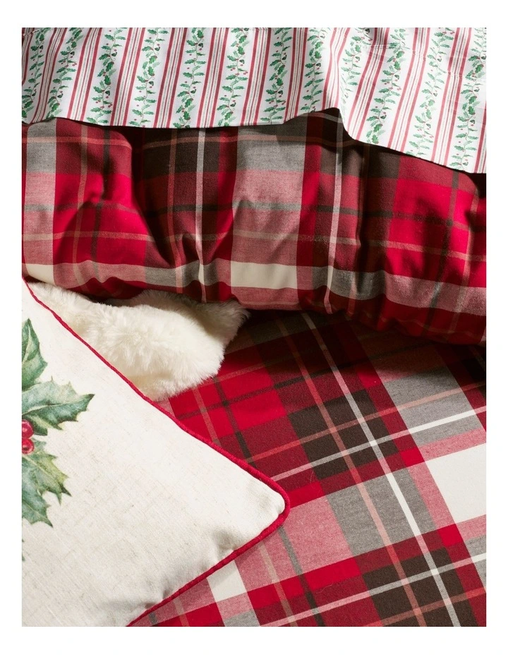 Tartan Yarn Dyed Cotton Quilt Cover Set in Red image 3