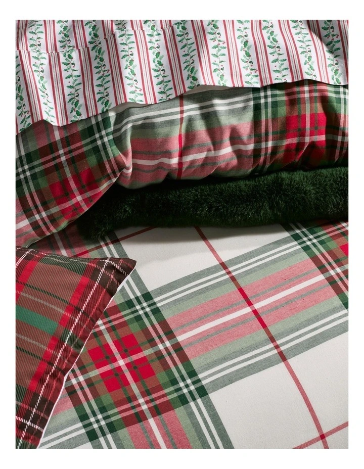 Tartan Yarn Dyed Cotton Quilt Cover Set in Green and Red image 2