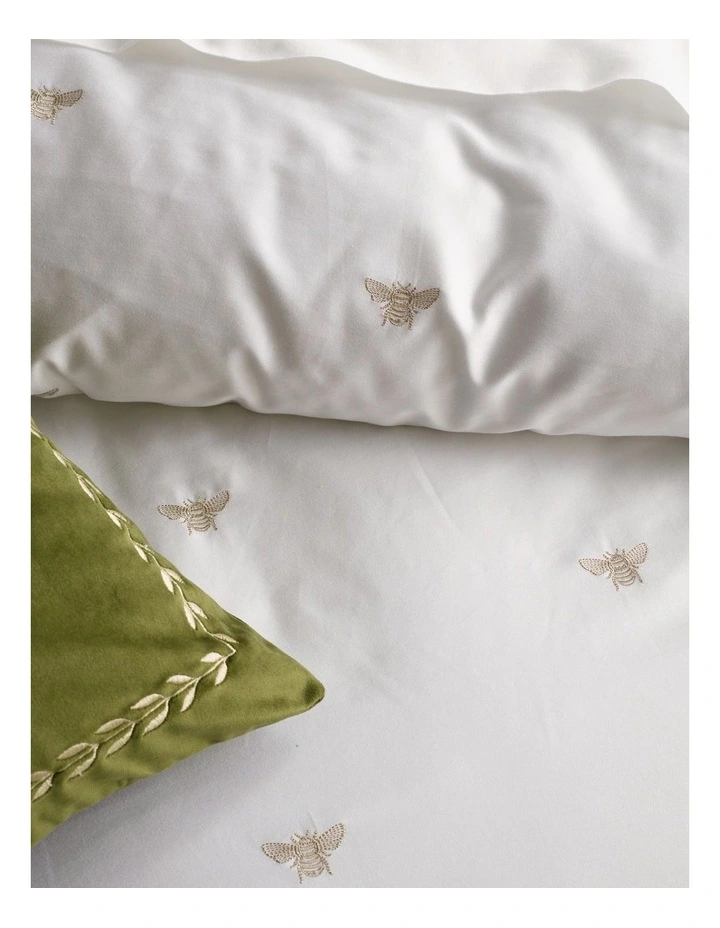 Bee Embroidered Cotton Sateen Quilt Cover Set in White image 2