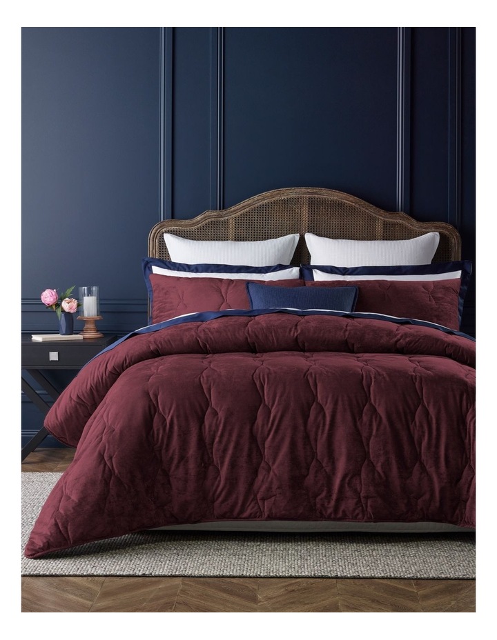 Daphne Velvet Coverlet in Wine