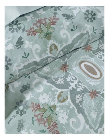 Salvador Medallion Quilt Cover Set in Multi