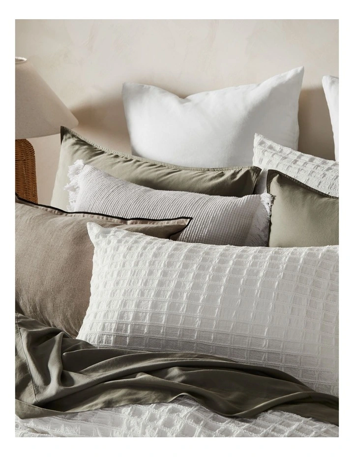 Bronte Cotton Seersucker Quilt Cover Set in White image 2