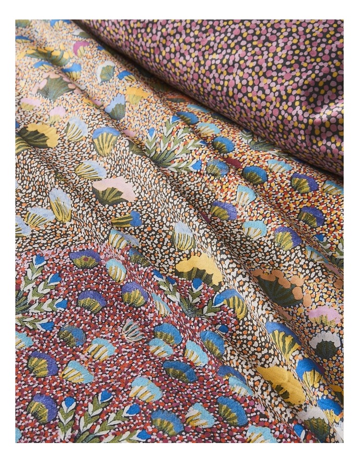 Desert Flowers Cotton Sateen Quilt Cover Set by Jessie Ngwarraye image 3