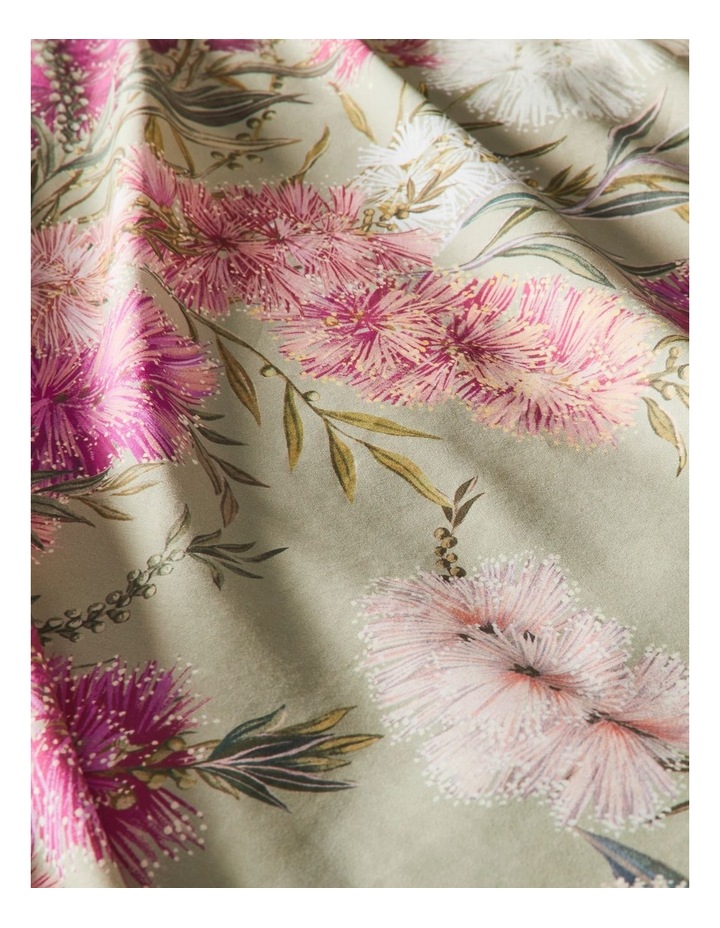 Bottlebrush Cotton Sateen Quilt Cover Set in Green image 3