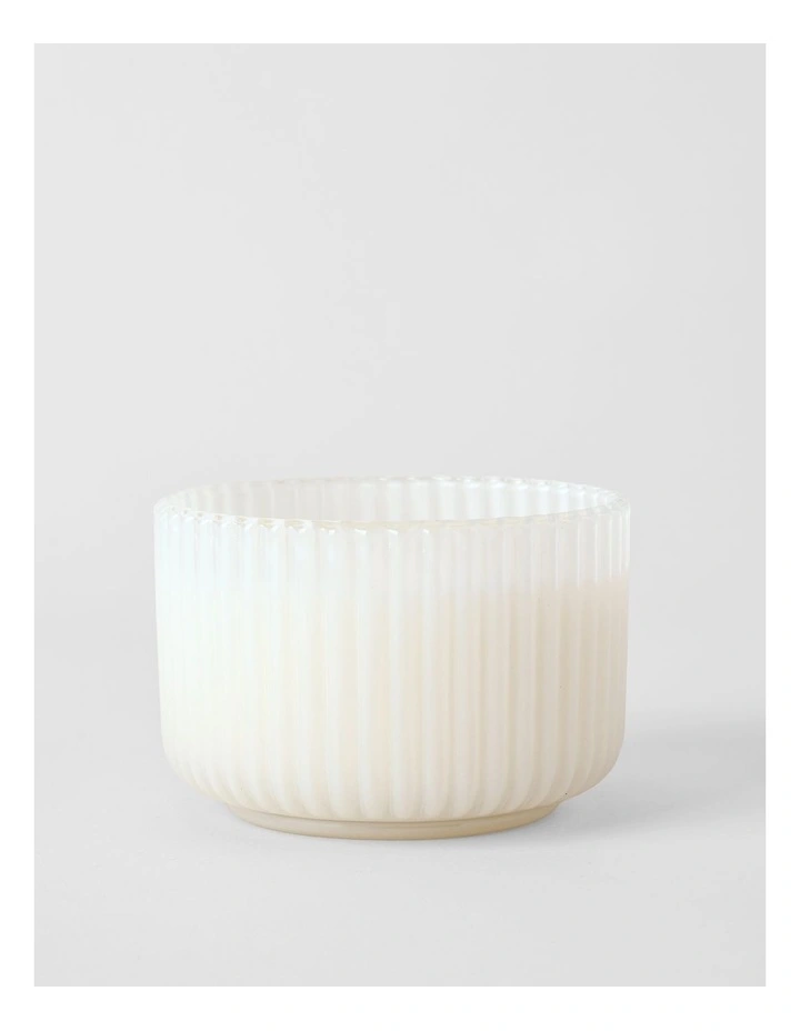 Floraverde Large Candle 400g in Spring Blossom image 2