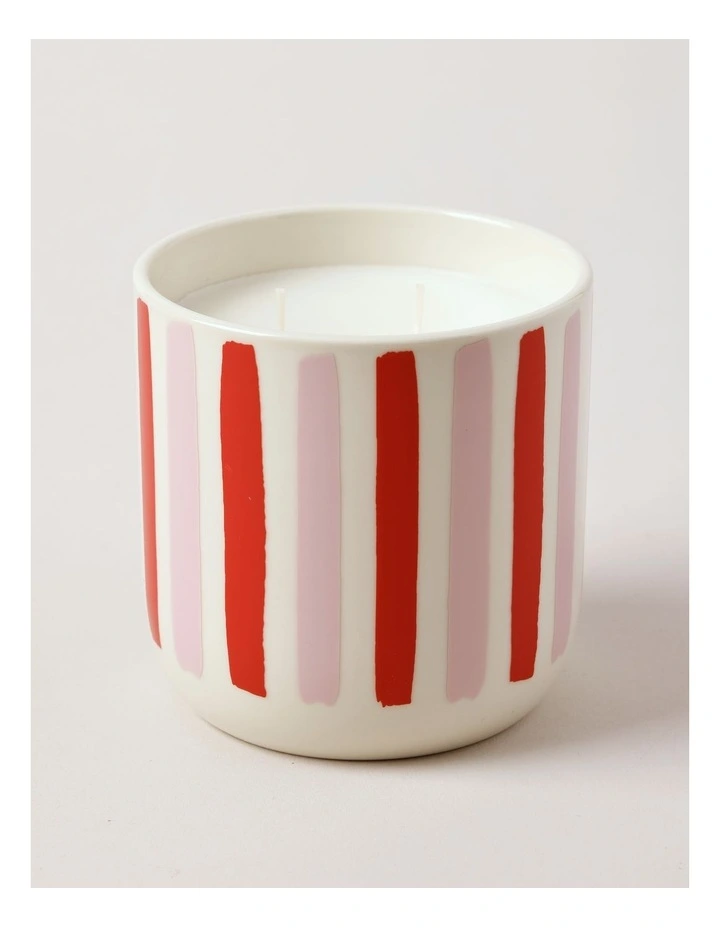 Voyage Cabo Candle 430g in Pink/Red image 2