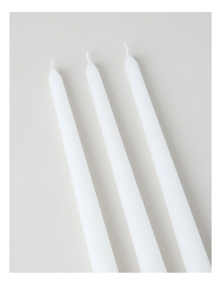 Pillar Candles Set of 3 in White image 3