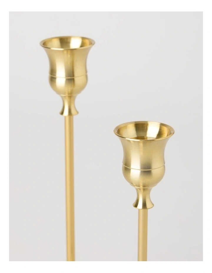 Set of 2 Candleholders in Gold: 19 and 16cm image 2