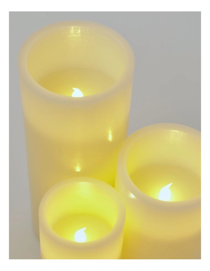Flameless Wax Candle 10x17cm in Cream image 5