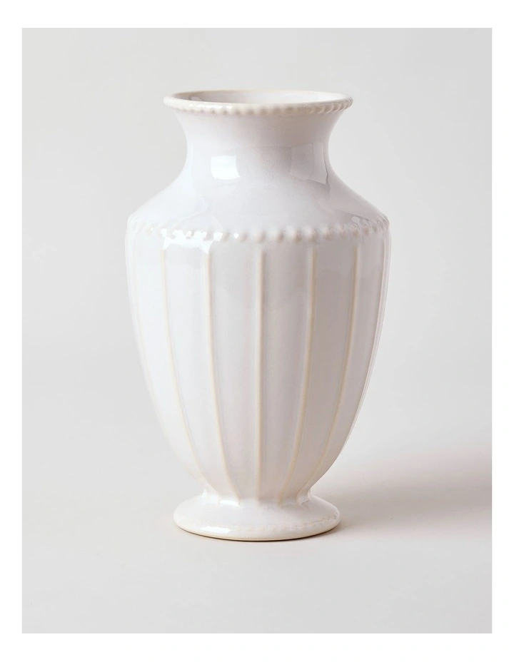 Iris Ceramic Scallop Vase 25cm in White image 1
