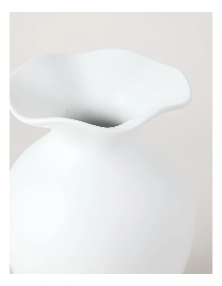 Posey Ceramic Vase 25cm in White image 2