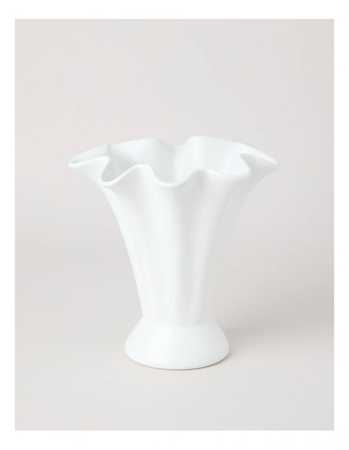 Posey Fan Ceramic Vase 25cm in White image 1