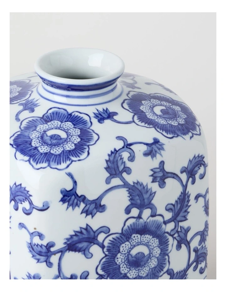 Hand-Painted Rectangle Ginger Jar Vase in Blue and White 24cm image 4