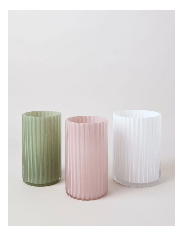 Atlas Ribbed Glass Vase 20cm in White image 3