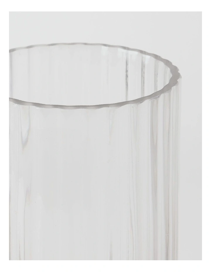 Atlas Ribbed Glass Vase 20cm in Clear image 2