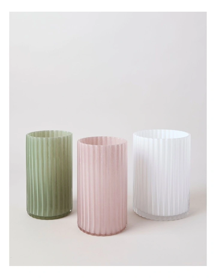 Atlas Ribbed Glass Vase 20cm in Pink image 3