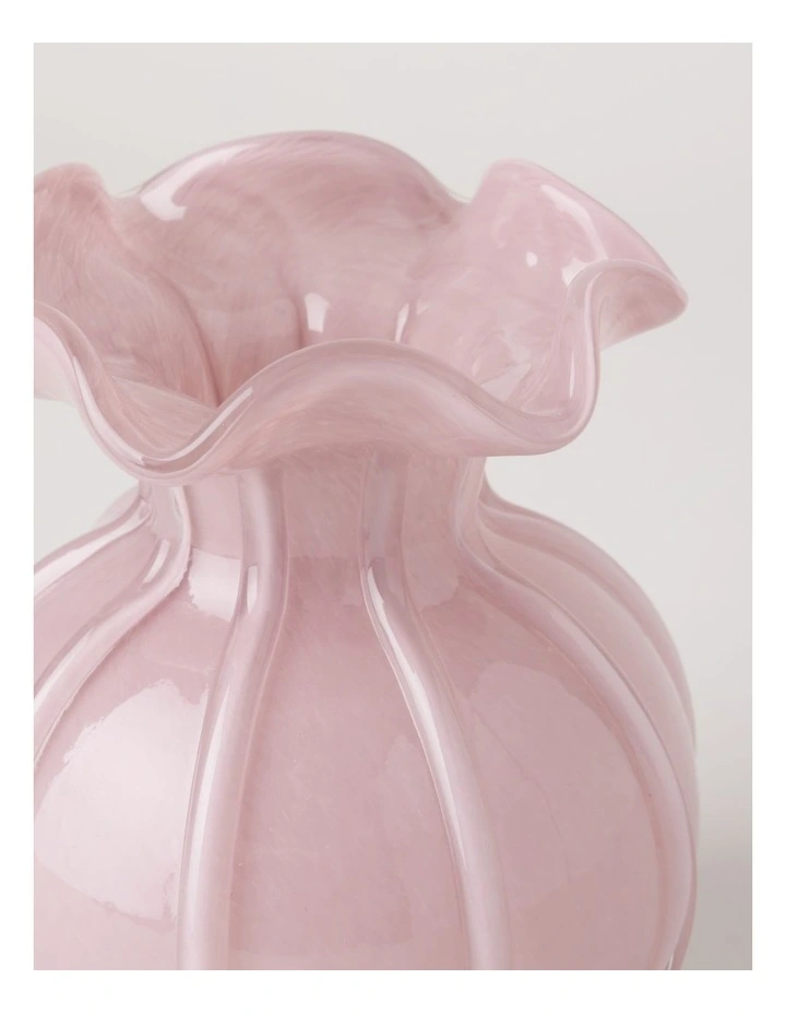 Heritage Glass Tulip Vase 17cm in Pink image 2