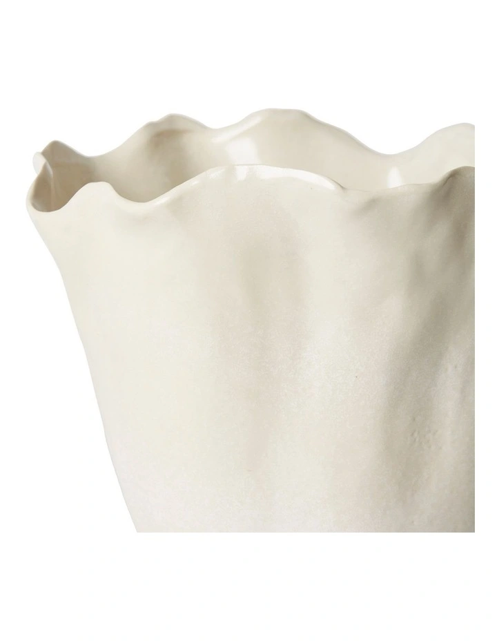 Emaline Vase in Cream image 2