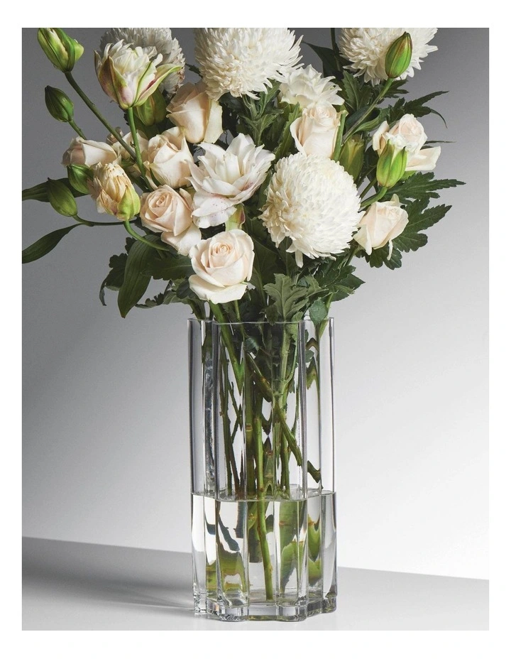 Gallery Elsie Vase 15x30cm in Clear image 4