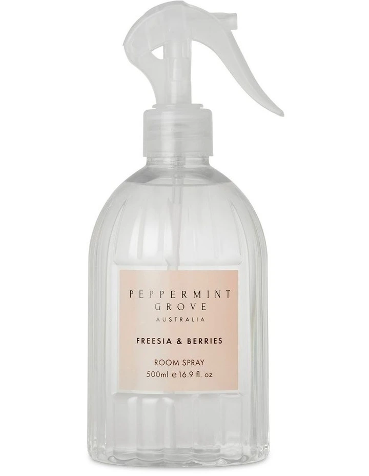Freesia Berries Room Spray 500ml image 1