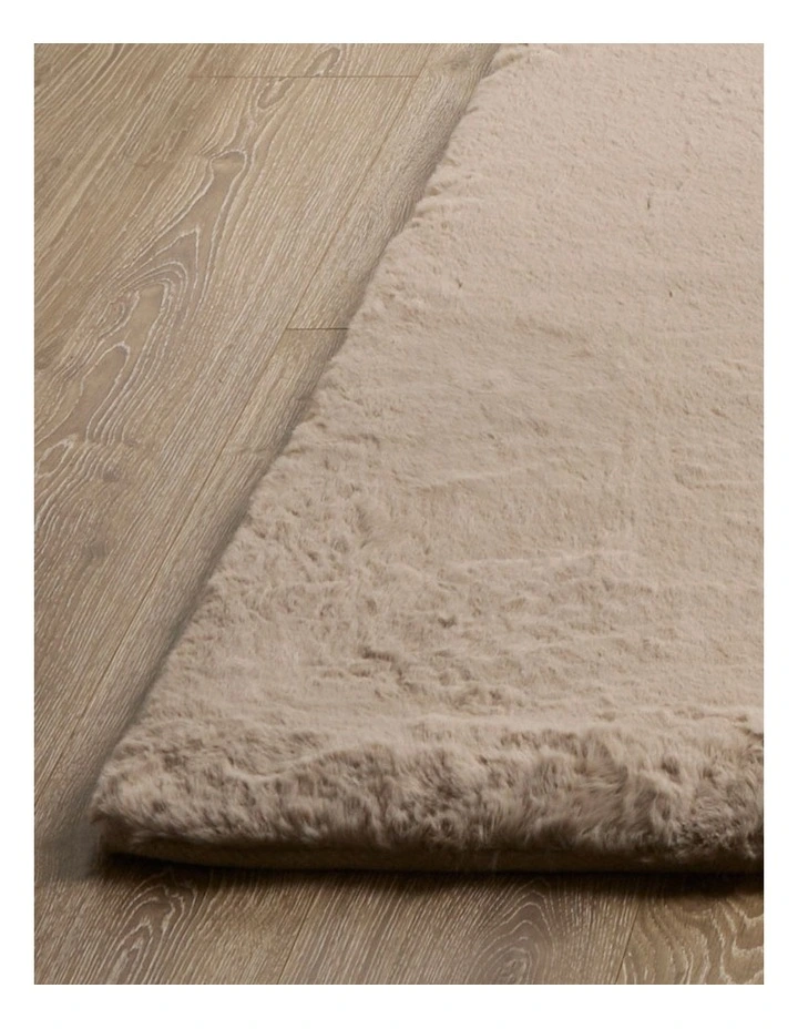 Capital Made Bambi Faux Fur Beige Polyester 160x230cm image 3