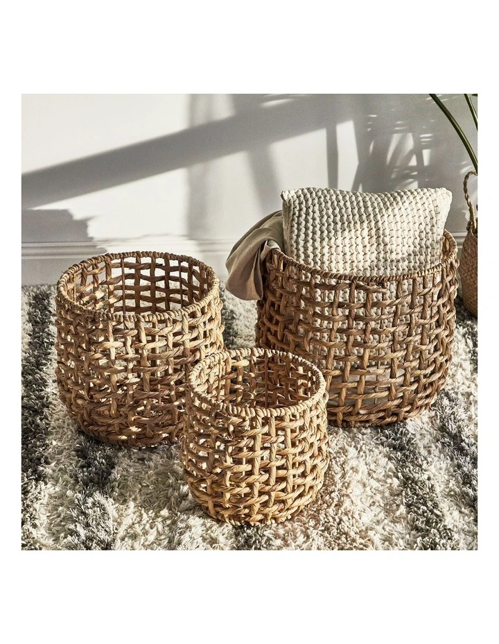 Open Weave Water Hyacinth Baskets Set of 3 in Brown image 5