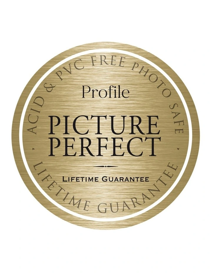 Australian Made Food Market Peaches Print in White image 7