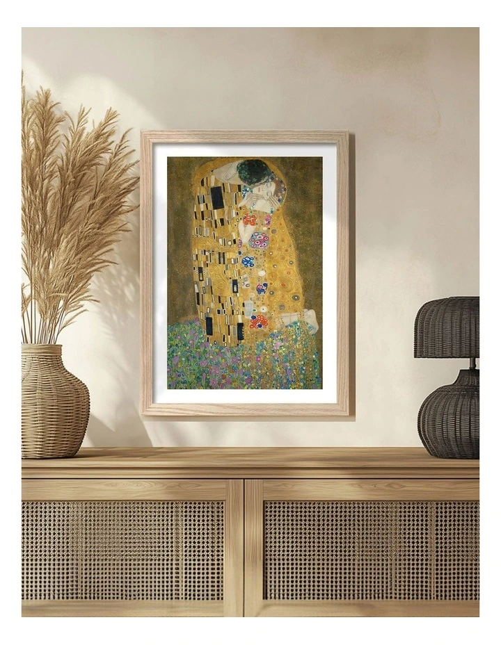 The Kiss Klimt Print Frame in Natural Oak image 2