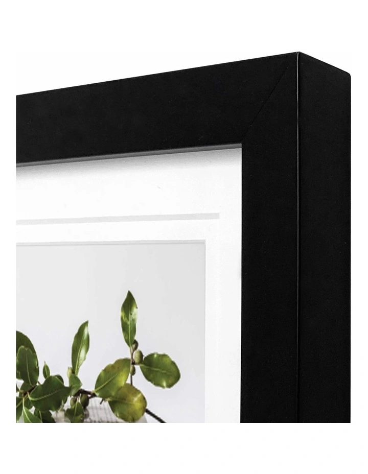 Australian Made Timber Photo Frame 6x8"/4x6" in Black image 3