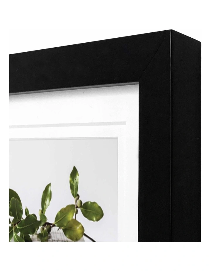 Australian Made Timber Photo Frame 12x16"/8x12" in Black image 3
