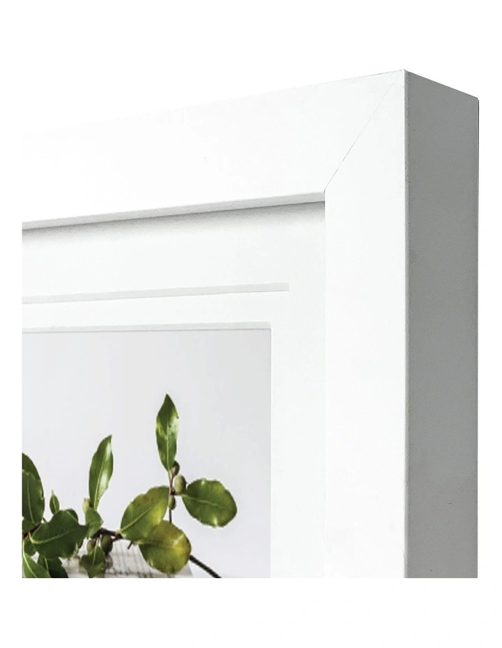 Australian Made Timber Photo Frame 11x14"/8x10" in White image 3