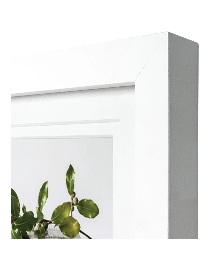 Australian Made Gallery Wall Set M (7 Frames) in White image 4
