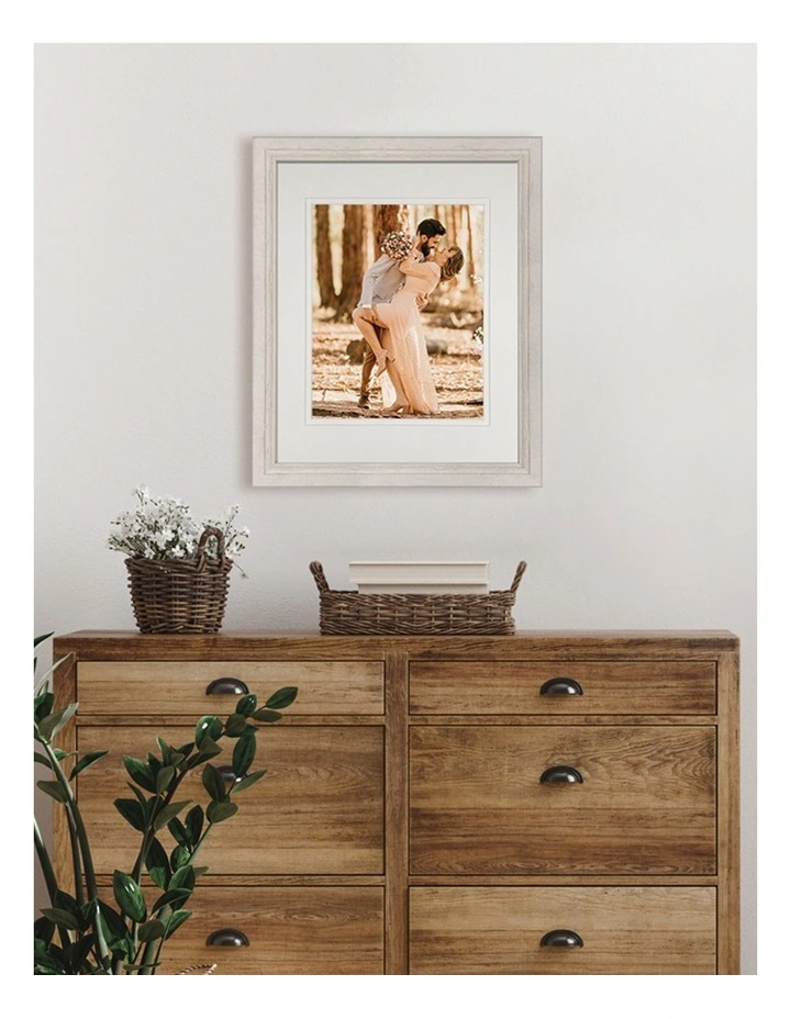 Australian Made Oberon Distressed Timber Photo Frame 11x14"/8x10" in White image 2