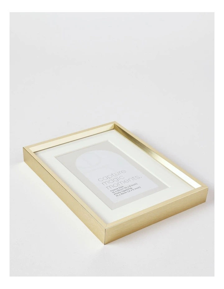 Aluminium Photo Frame 15x20cm Matted to 10x15cm in Gold image 4