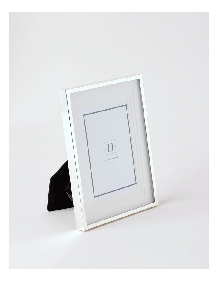 Triple Matte Look Frame 10x15cm in Silver image 2
