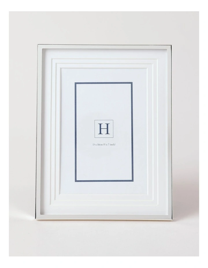 Triple Matte Look Frame 15x20cm in Silver image 1