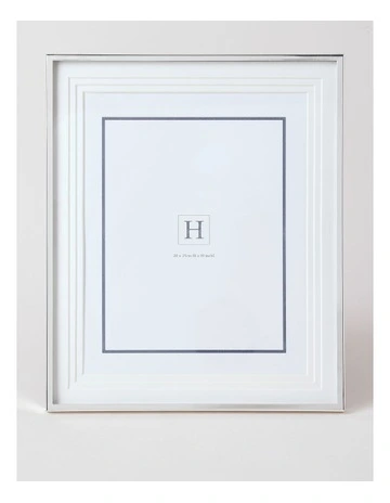 Triple Matte Look Frame 20x25 in Silver