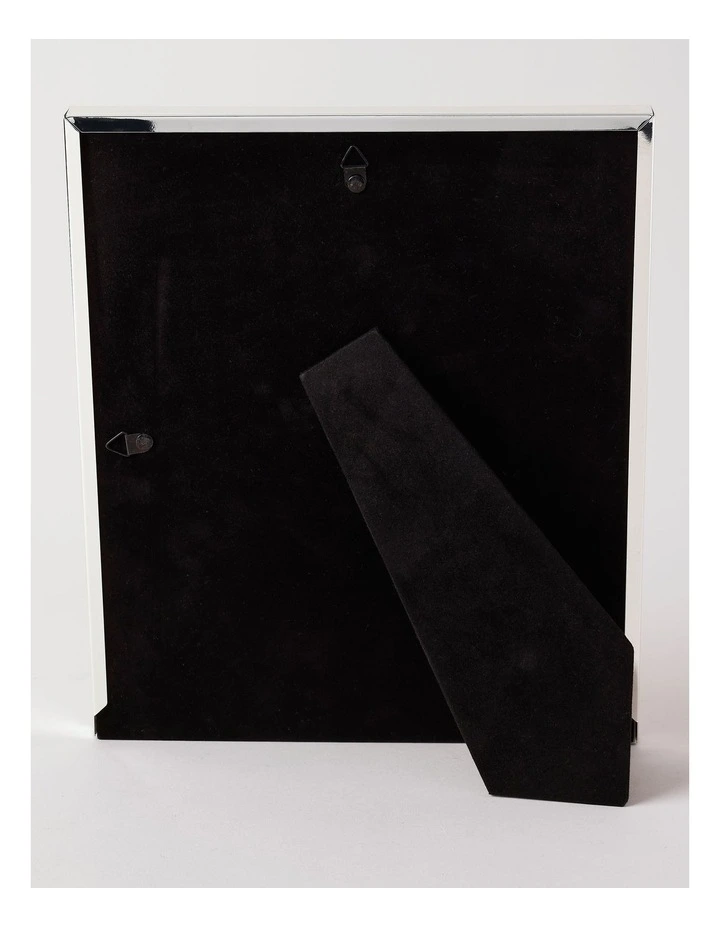 Triple Matte Look Frame 20x25 in Silver image 3