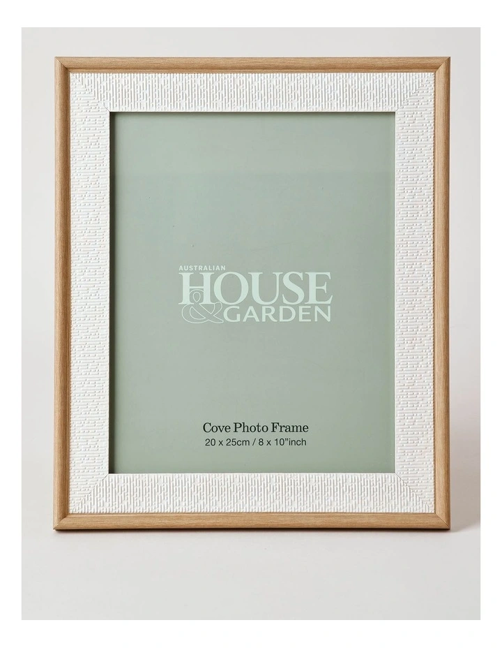 Cove Photo Frame 20x25cm in Brown image 1