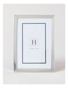 Radiance Ridged Metal Photo Frame 13x18cm in Silver