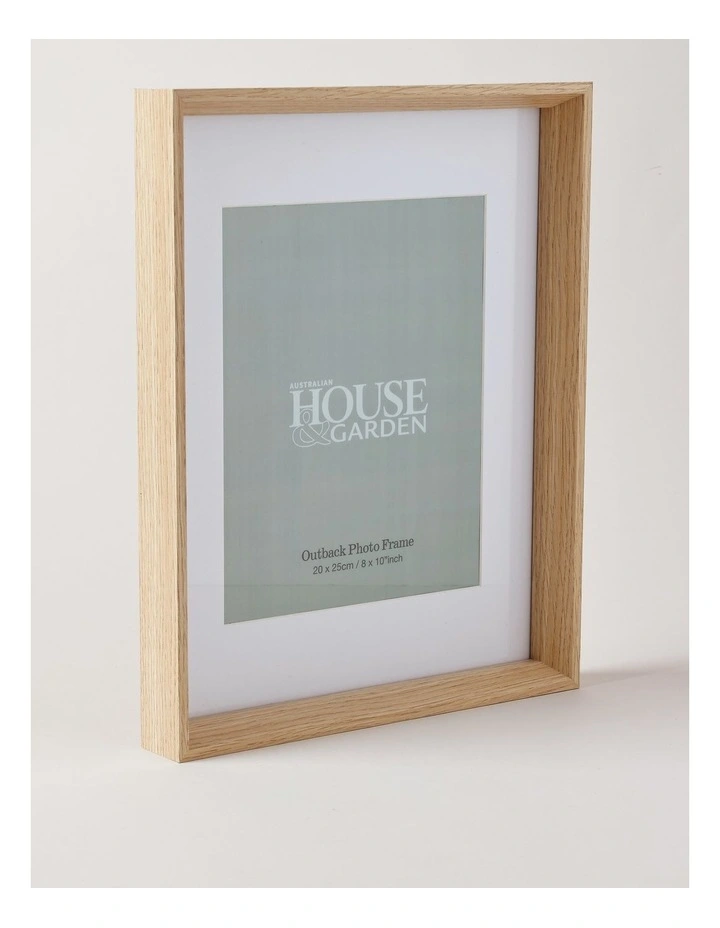 Outback MDF Wood Photo Frame 20x25cm in Brown image 2