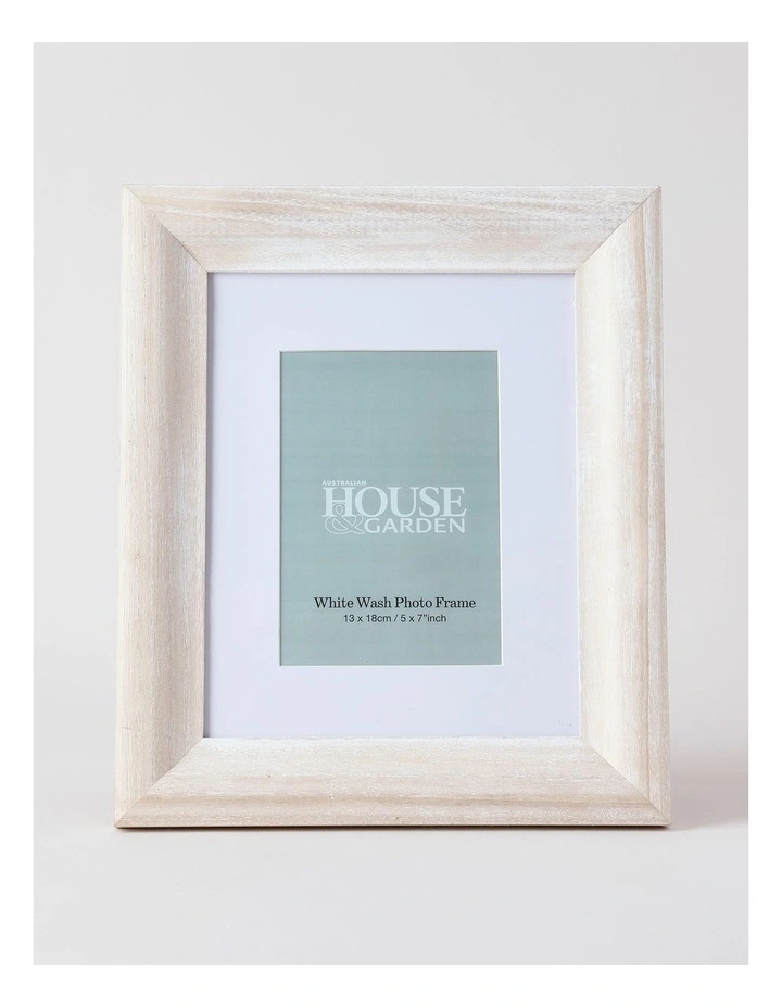 White Wash Timber Photo Frame 13x18cm in White image 1