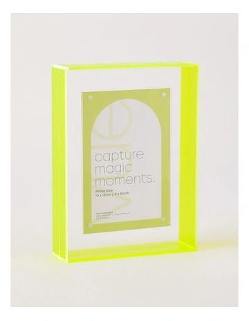 Ace Acrylic Frame 10x15cm in Green