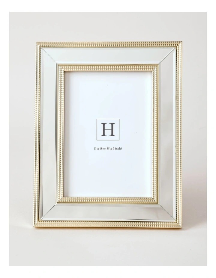 Diana Mirrored Frame 13x18cm in Gold image 1