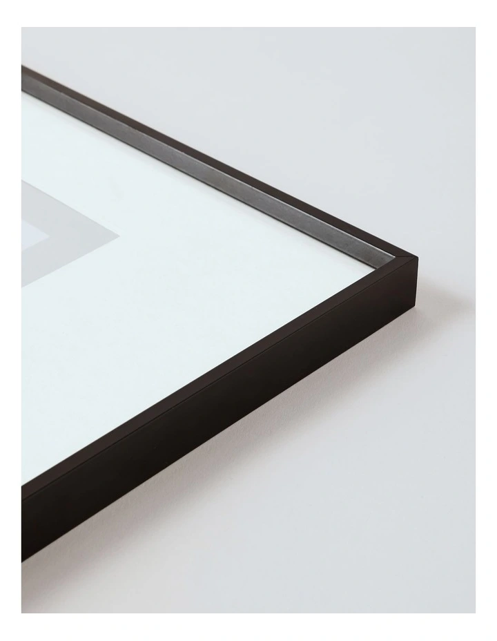 Aluminium Photo Frame 50x70/40x50cm in Black image 2