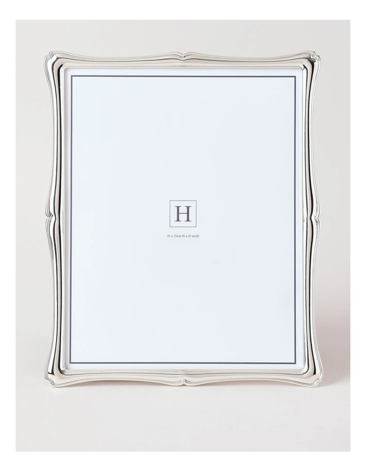 Vienna Photo Frame 20x25cm in Silver image 1