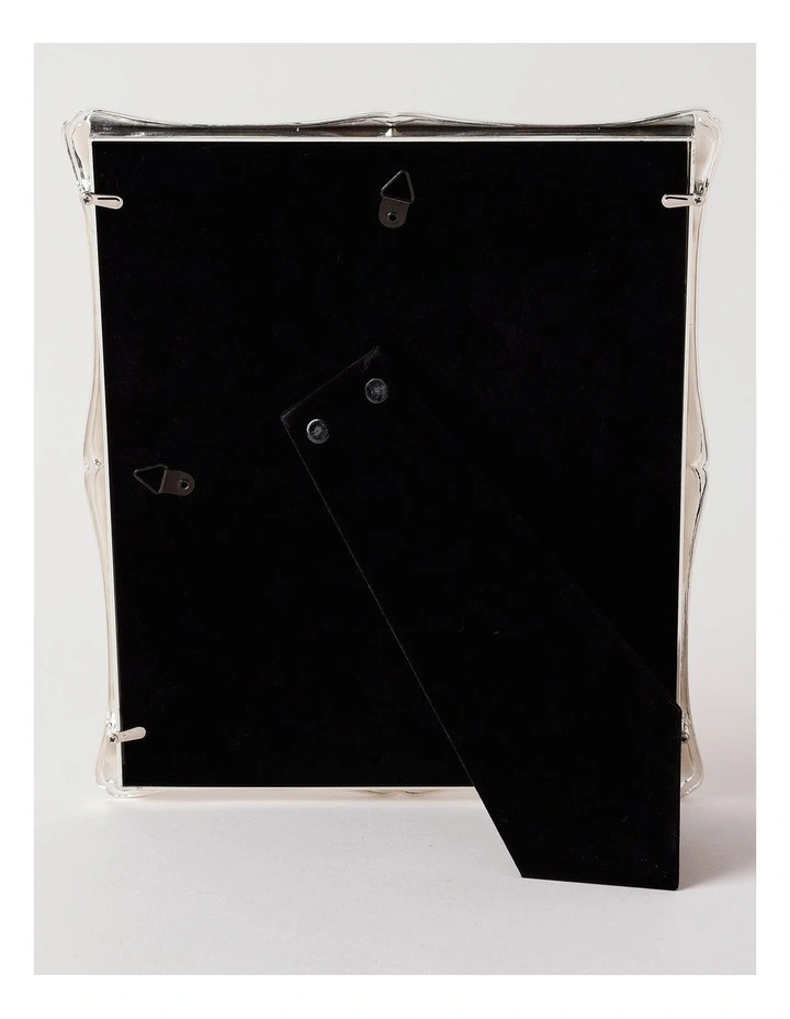 Vienna Photo Frame 20x25cm in Silver image 3