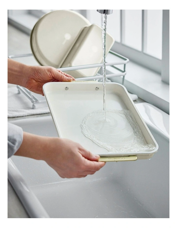 Reserve Cookie Sheet 30cm x 25cm Cream White PFAS-free ceramic non-stick image 3