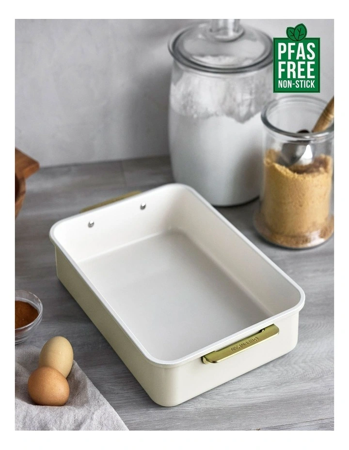 Reserve Rectangular Cake Pan 30cm x 25cm  Cream White PFAS-free image 2
