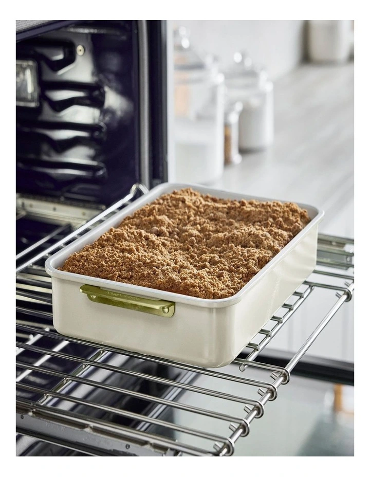 Reserve Rectangular Cake Pan 30cm x 25cm  Cream White PFAS-free image 4